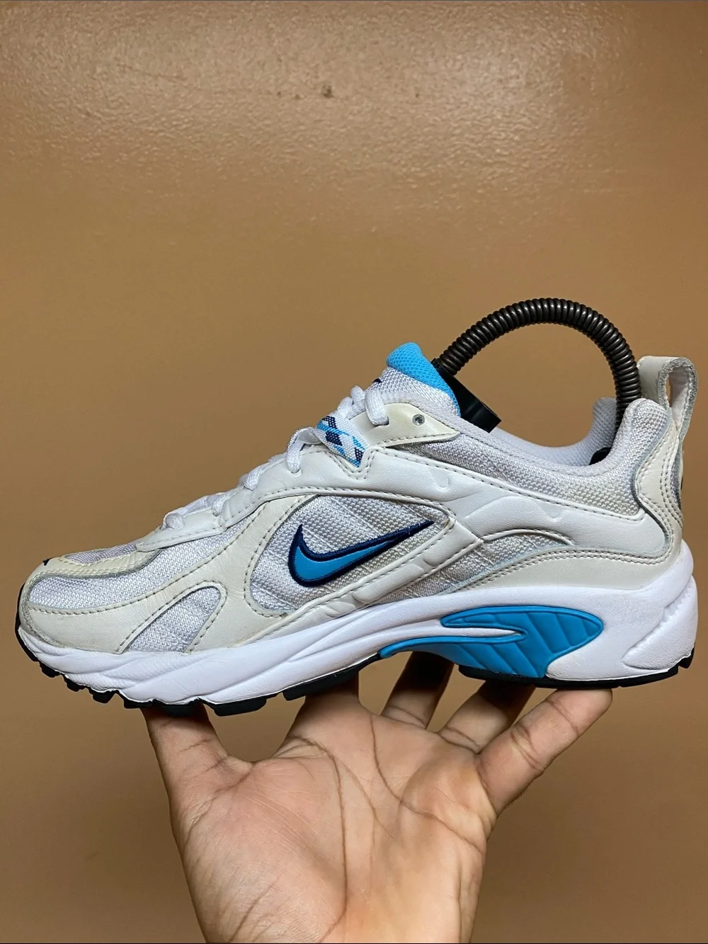Rare 2009 Nike Xccelerator TR Women’s Running Sneakers Size 7 “White Cream Blue”